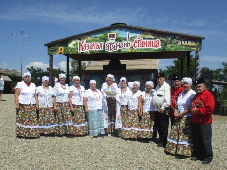 Нововладимировцы приняли участие в фестивале вареников в Атамани